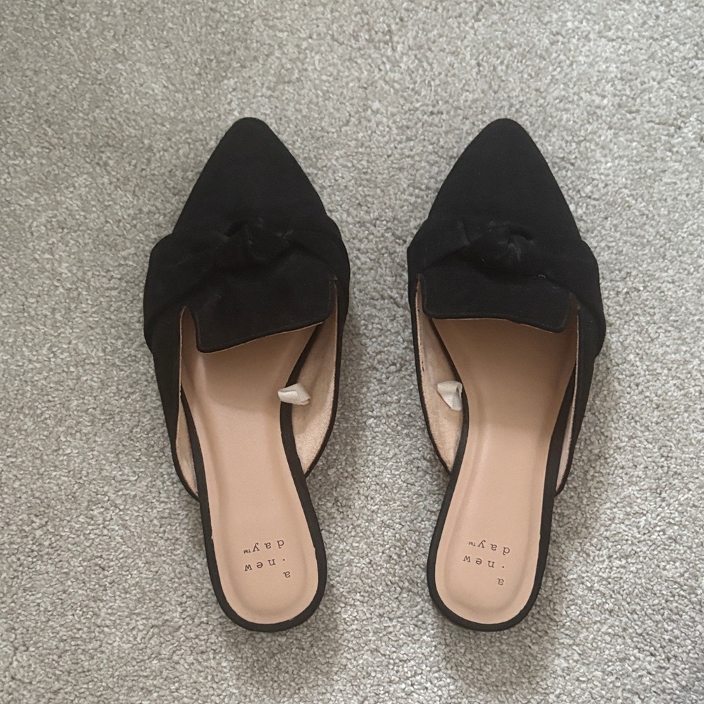 a new day Black Knotted Suede Pointed-Toe Mules